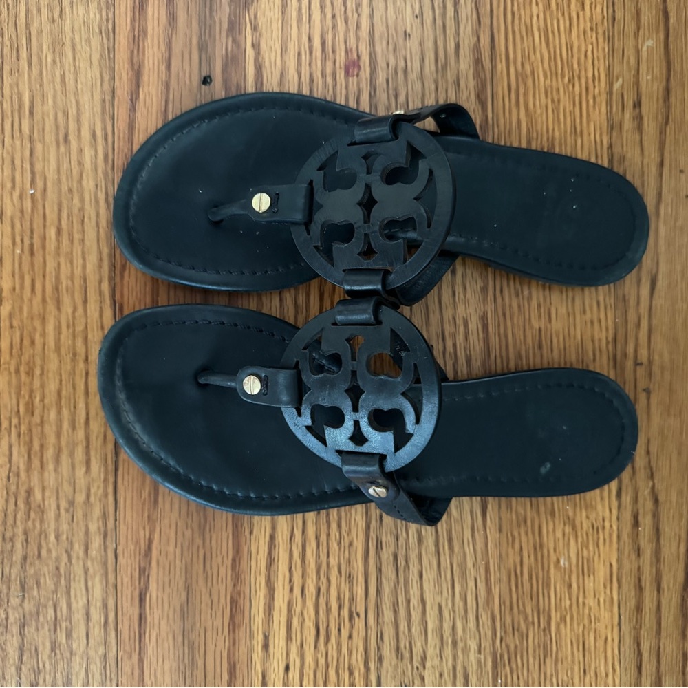 Women’s Tory Burch sandals size 6.5
